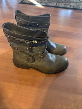 Vintage material girl size 7.5 womens boots